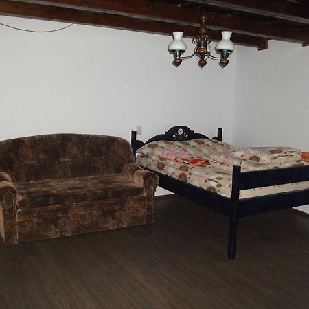 Maksai Lak Apartment Ocna de Sus Exterior photo