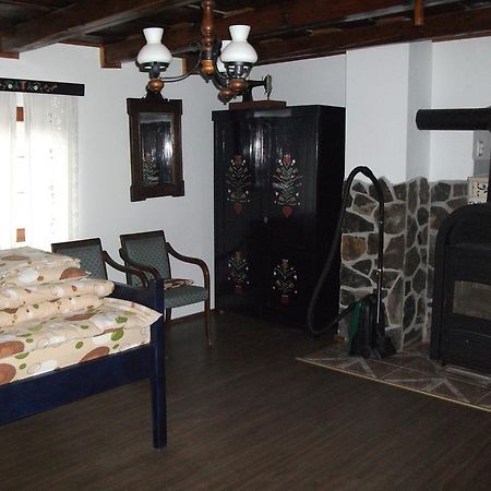 Maksai Lak Apartment Ocna de Sus Exterior photo